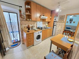 Apartament a Calle cipriano cabrera 12. Vivienda planta baja con patio en brozas (cáceres)