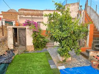 Haus in Brozas. Casa planta baja con patio y garaje en brozas (cáceres)