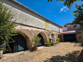 Nau industrial a Calle portadas 4. Venta de parcela urbana con nave en brozas (cáceres)