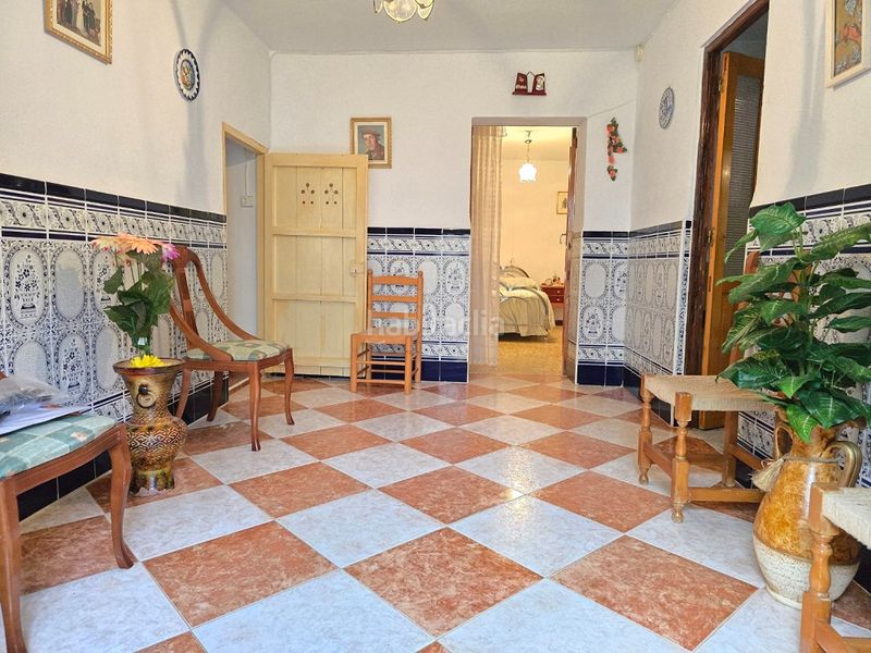 Foto 4fd89eee-c946-43a2-ae92-bb8d927590ef. Casa a calle puerto 14 a Aliseda