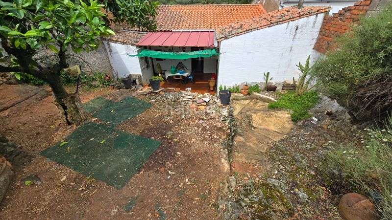 Foto 3562edae-3860-4013-8d4d-dd9f1dfbc8d0. Casa a calle virgen 67 a Aliseda