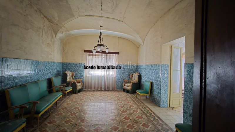 Foto 2e4c4dd7-49b6-4575-b40b-d062a0115abf. Casa amb aparcament piscina a Brozas