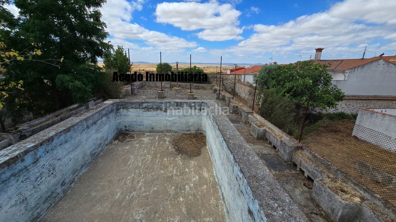 Foto 3240bd75-4c72-4cdf-8f67-316e0ce0d9bd. Casa amb aparcament piscina a Brozas