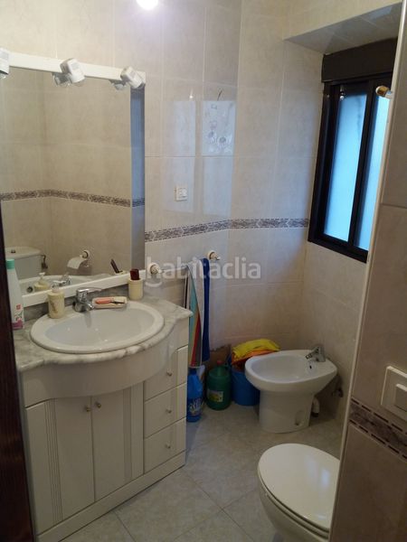 Foto 6a1110aa-9c57-43ce-9113-fa70b208a677. Casa a calle santa maría 9 a Brozas