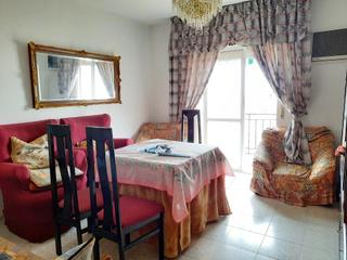 Appartement à Calle constitución 57. Venta piso con patio. c/ constitución, 16, bajo-f. aliseda.