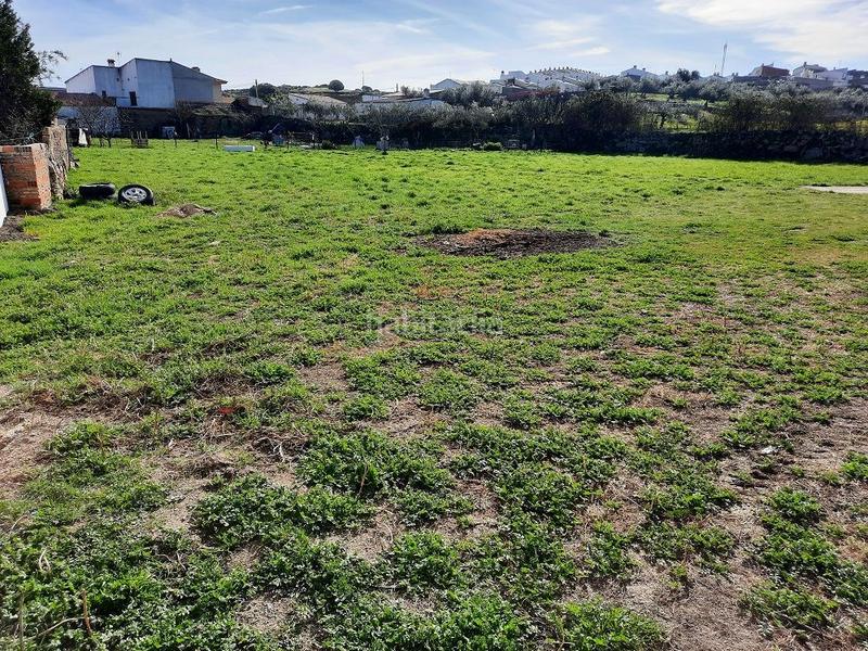 Foto adbcb16d-e24c-46f2-82d0-52a20b632af6. Wohngrundstück in calle luis chamizo 17 in Navas del Madroño