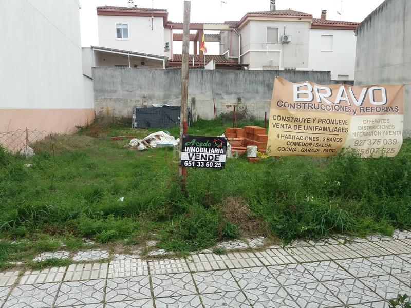 Foto de94335f-d6f2-4406-beff-ade3314aa133. Wohngrundstück in avenida de extremadura 68 in Navas del Madroño