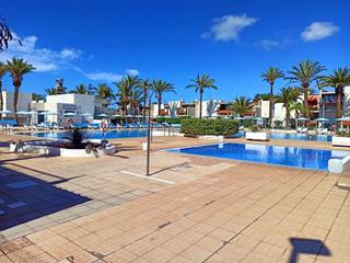 Apartament a Costa del Silencio. Venta de edificio frontera primavera