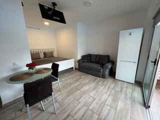 Lloguer Estudi a Playa Jardín. Estudio reformado en alquiler