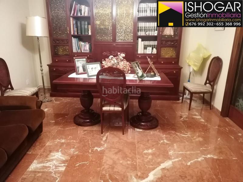 Foto 83607687-3b00-4d9e-ba95-a12cd105d97a. Casa amb calefacció aparcament a Valdepeñas