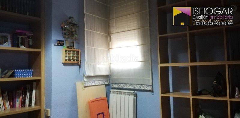 Foto 08a2b2a6-6c1c-4025-8159-eff29241b5a7. Pis amb calefacció piscina a Valdepeñas