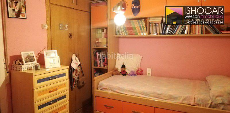 Foto d6716c59-f8ad-4202-bf68-f7cb54d8576d. Pis amb calefacció piscina a Valdepeñas