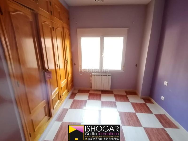 Foto 59fa6e1f-7cde-4793-98ac-192659fc37dc. Pis amb calefacció a Valdepeñas