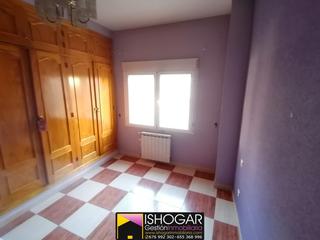 Appartement à Valdepeñas. Piso en venta en centro salud, 3 dormitorios.