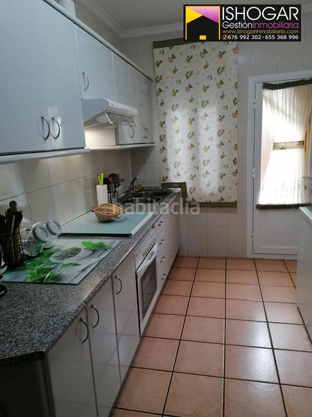 Foto 3a269be9-8e80-486b-9700-a6338dfc7676. Chalet con riscaldamento parcheggio in Valdepeñas