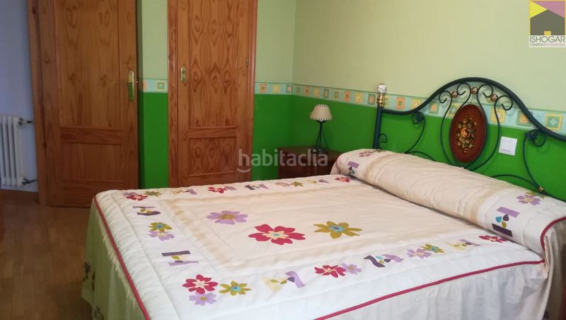 Foto 4473cb36-e8ae-4f01-befd-c55cba94cae7. Casa amb calefacció aparcament piscina a Valdepeñas