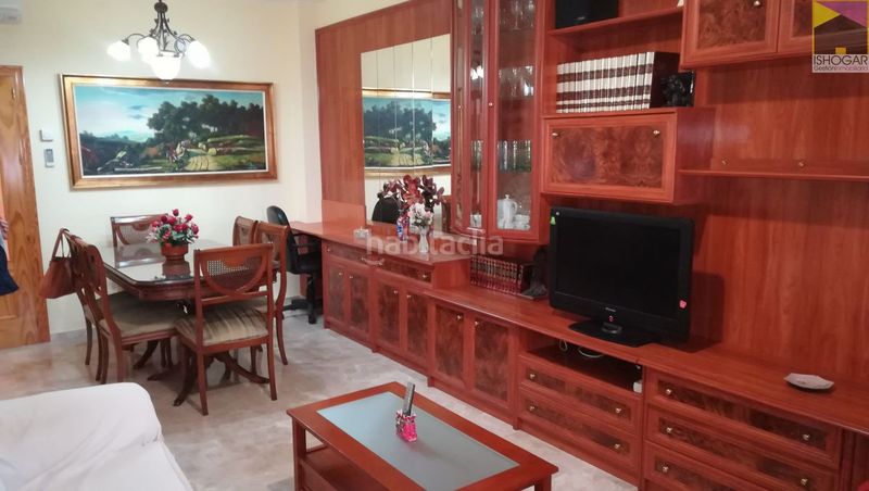 Foto f2b133f0-6df0-4b7e-b10d-a4ff936e3b87. Casa amb calefacció aparcament piscina a Valdepeñas