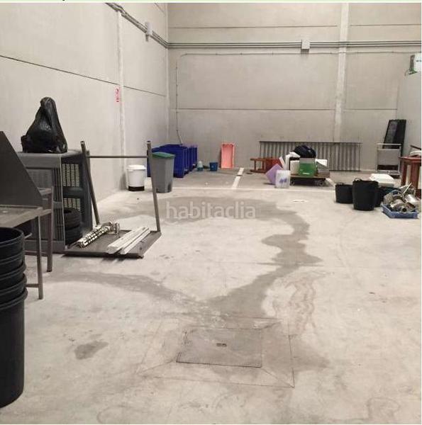 Foto 105a7015-58d6-44b1-86f2-4b221bd1c663. Industrial building in La Paz Alcalá de Guadaira