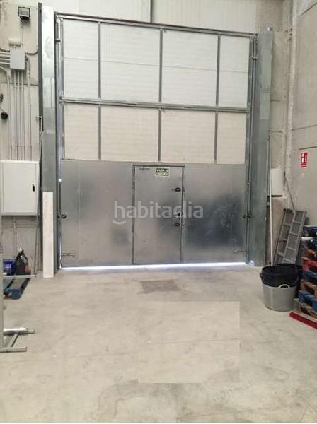 Foto 1cf95082-ee47-46a5-8e1f-42409f31d61b. Industrial building in La Paz Alcalá de Guadaira