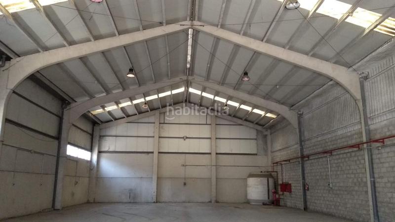 Foto 266c2cc6-d236-4a6c-8617-81313944405c. Industrial building in Mairena del Alcor