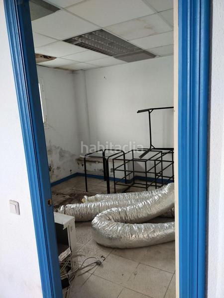 Foto b44c0ea1-ff8d-4208-b022-58e0439f83c2. Capannone industriale in La Paz Alcalá de Guadaira