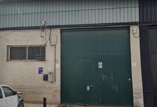 Bâtiment à usage industriel à La Paz. Nave industrial en venta en políg.industriales  la red.