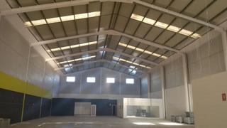 Miete Fabrikhalle in Viso del Alcor (El). Nave industrial en alquiler en polígonos indust., 1 dormitorio.