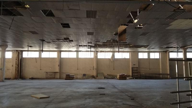 Foto 52d9b1a4-7109-450a-803f-f4b7a6076cb3. Rent industrial building in La Paz Alcalá de Guadaira