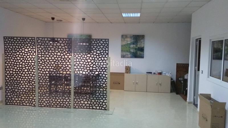 Foto 5bdc8de0-1a23-4be0-90a6-9fca290d7cb6. Industrial building in La Paz Alcalá de Guadaira