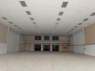 Nave industrial en El Cano - Los Bermejales. Nave ind. en venta en polígono industrial, 1 dormitorio.