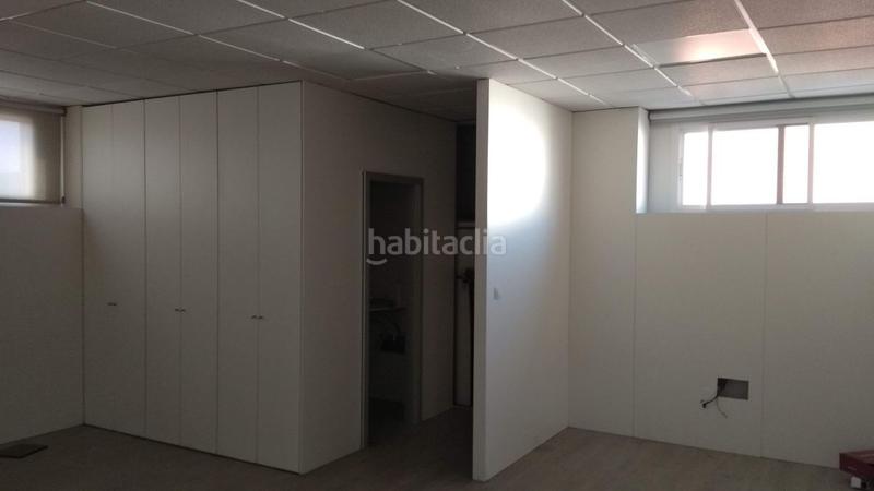 Foto 75fa5002-9c58-4b0b-a3df-229f067b8dae. Nau industrial a La Paz Alcalá de Guadaira