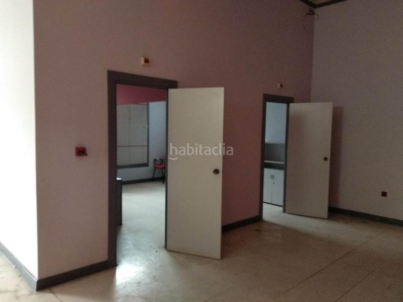 Foto 9d5d8021-fe9e-4967-b051-474871fb9be9. Industrial building in La Motilla - Fuente del Rey Dos Hermanas