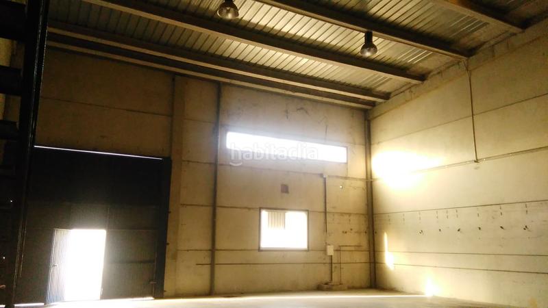 Foto c65325a1-230b-4010-8cf9-42256076750b. Nau industrial a La Paz Alcalá de Guadaira