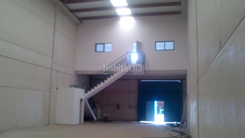 Foto 9a2fa5da-8974-44be-bc85-23e0a27f68a5. Rent industrial building in La Paz Alcalá de Guadaira