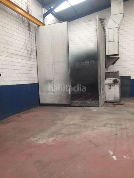 Foto f7c3e042-ce6a-4c9a-8fa7-e8db17bd6ed0. Nau industrial a Centro - Doña Mercedes Dos Hermanas