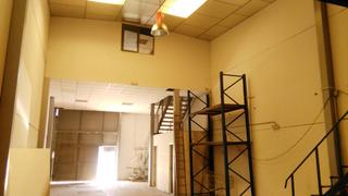 Nave industrial en Palmete. Nave ind. en venta en políg. industriales  el pino, 4 dormitorio