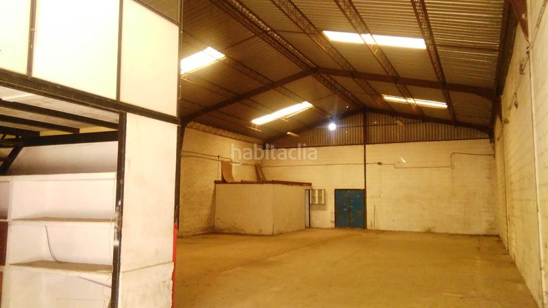 Foto 6bf4dabe-bfc3-4f8d-af60-523ddfda8f34. Nau industrial a Palmete Sevilla
