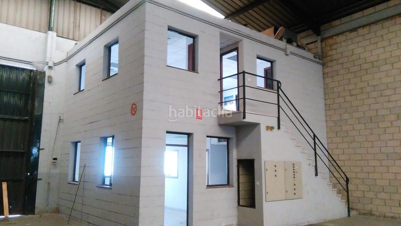 Foto 12e7bbca-0f10-4b3c-96b8-62b45cdbbe1c. Capannone industriale in La Paz Alcalá de Guadaira