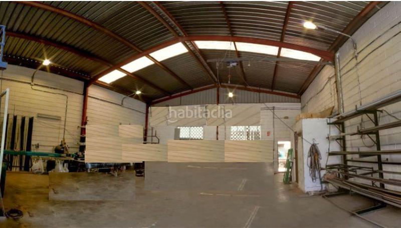 Foto a0a4bb09-862a-400e-9f66-514c6431b85c. Capannone industriale in La Paz Alcalá de Guadaira