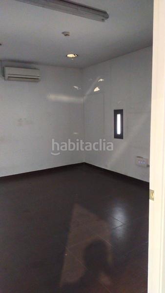 Foto 6307a938-85a6-47b8-99a8-df401ec971bc. Capannone industriale in La Paz Alcalá de Guadaira