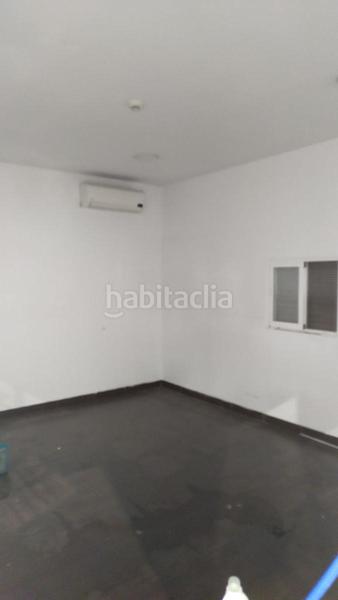 Foto a08cc30a-5c01-49a5-84bf-0763e7b7f9e5. Capannone industriale in La Paz Alcalá de Guadaira