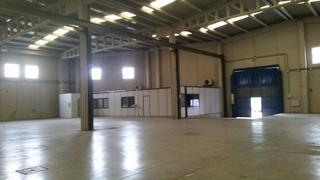 Industrial building in La Paz. Nave industrial en venta en políg.industriales  la red, 1 dormit