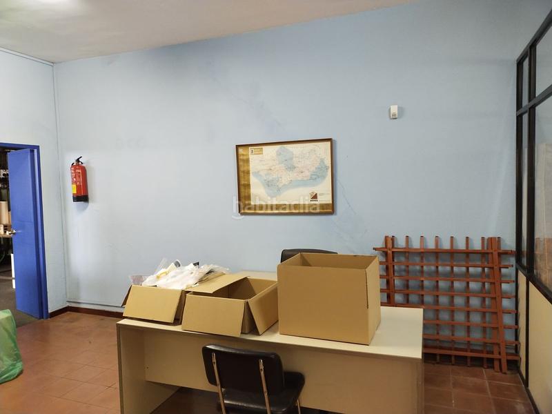 Foto cb064f92-642f-42b7-ba75-f7622abad4d4. Rent industrial building in La Paz Alcalá de Guadaira