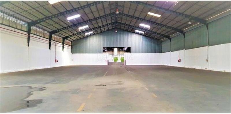 Foto 58967504-a1d6-45c6-af5e-48ca086d6af4. Rent industrial building in La Paz Alcalá de Guadaira
