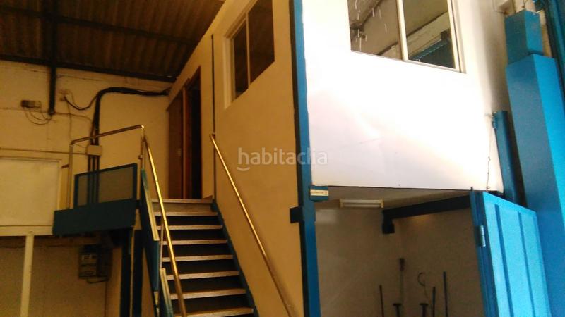 Foto a3cfa0df-5626-415e-9425-7dbfd0691159. Nau industrial a La Paz Alcalá de Guadaira