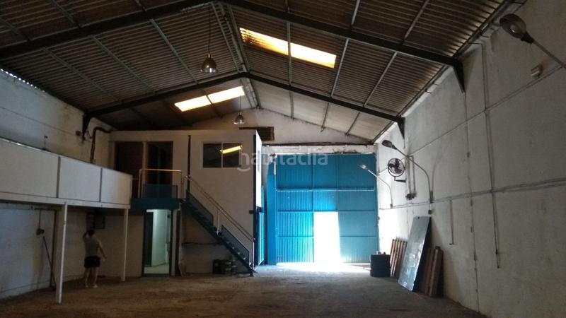 Foto e9cba22c-bb05-46c1-88c3-8b9d6289e1ae. Nau industrial a La Paz Alcalá de Guadaira