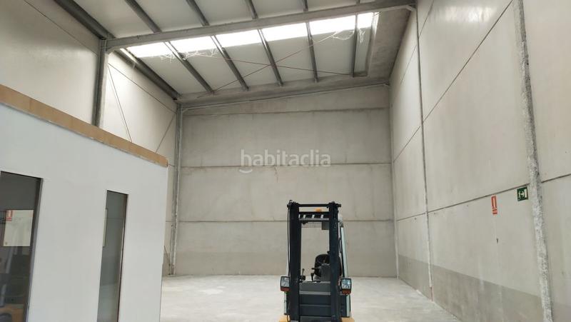 Foto 1d2af245-2ac9-493a-9c63-a4191b1f504b. Fabrikhalle in La Paz Alcalá de Guadaira