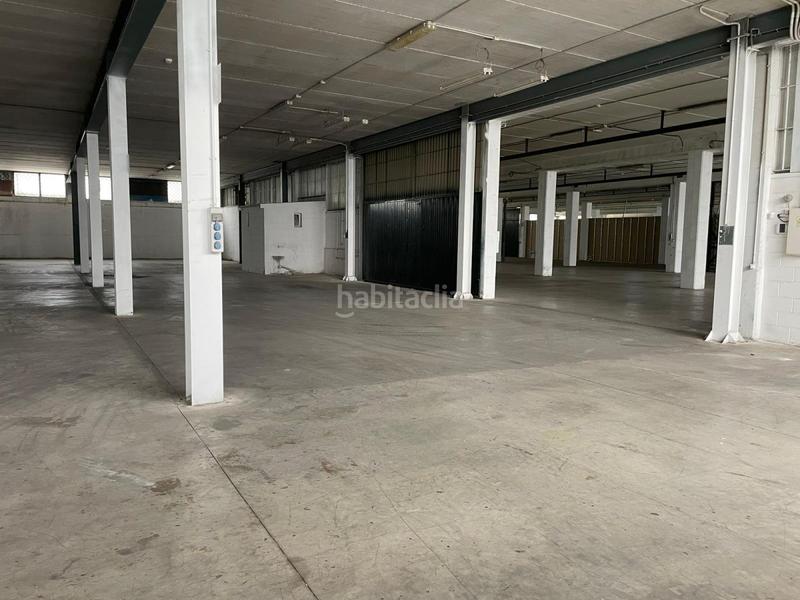 Foto 4a4411ee-5cde-4eea-8876-1282c4cfa49b. Lloguer nau industrial a La Paz Alcalá de Guadaira