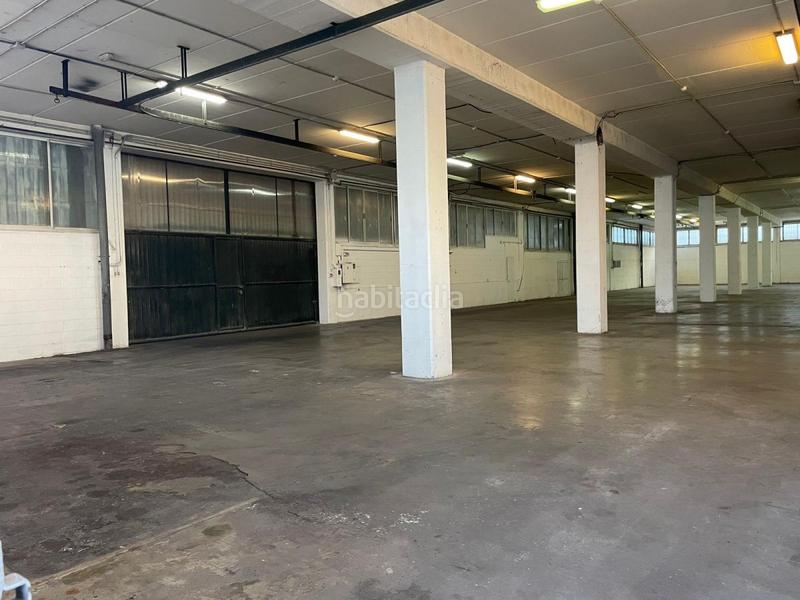 Foto f19d2004-cf74-44ce-8767-860f01b3d18b. Lloguer nau industrial a La Paz Alcalá de Guadaira