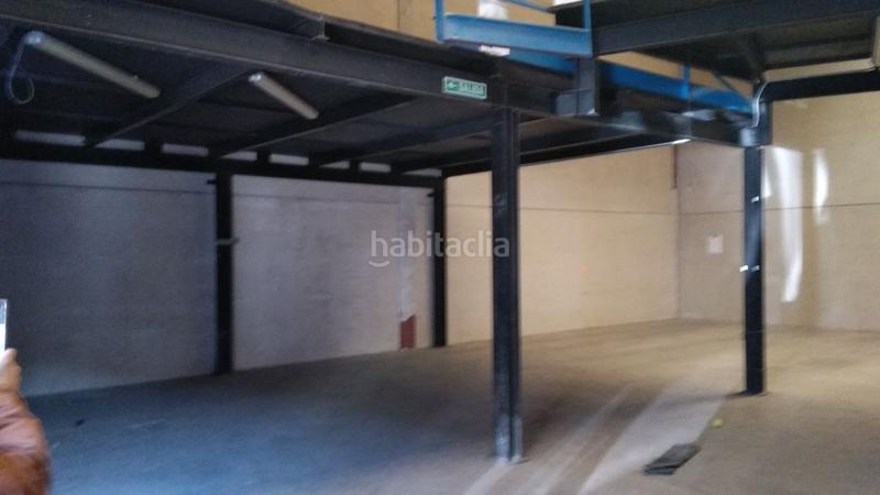 Foto 86235f42-a1c4-4ebb-9c60-00255416e151. Nau industrial a La Paz Alcalá de Guadaira